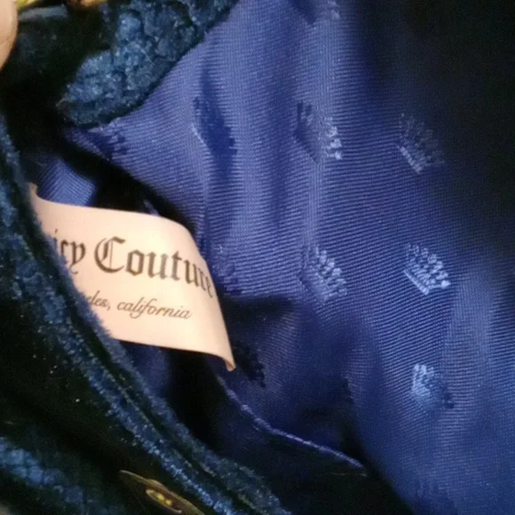 Juicy Couture Velvet Snakeskin Crossbody With Chain Strap - Picture 7 of 7